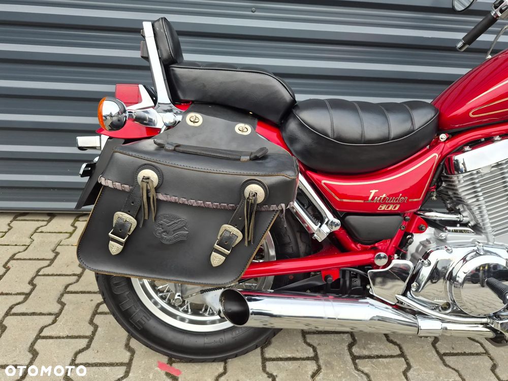 Suzuki VS - 17
