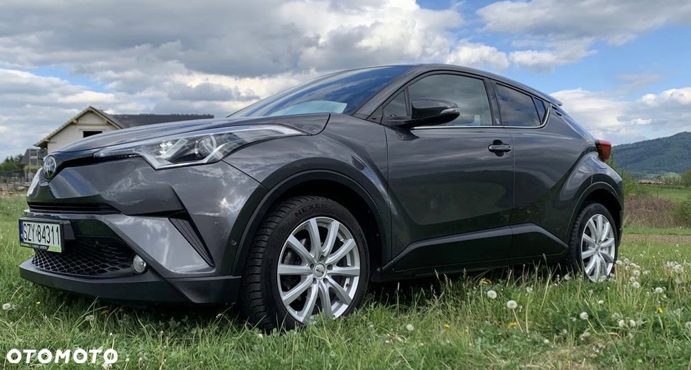 Toyota C-HR 1.2 Turbo Team Deutschland - 3