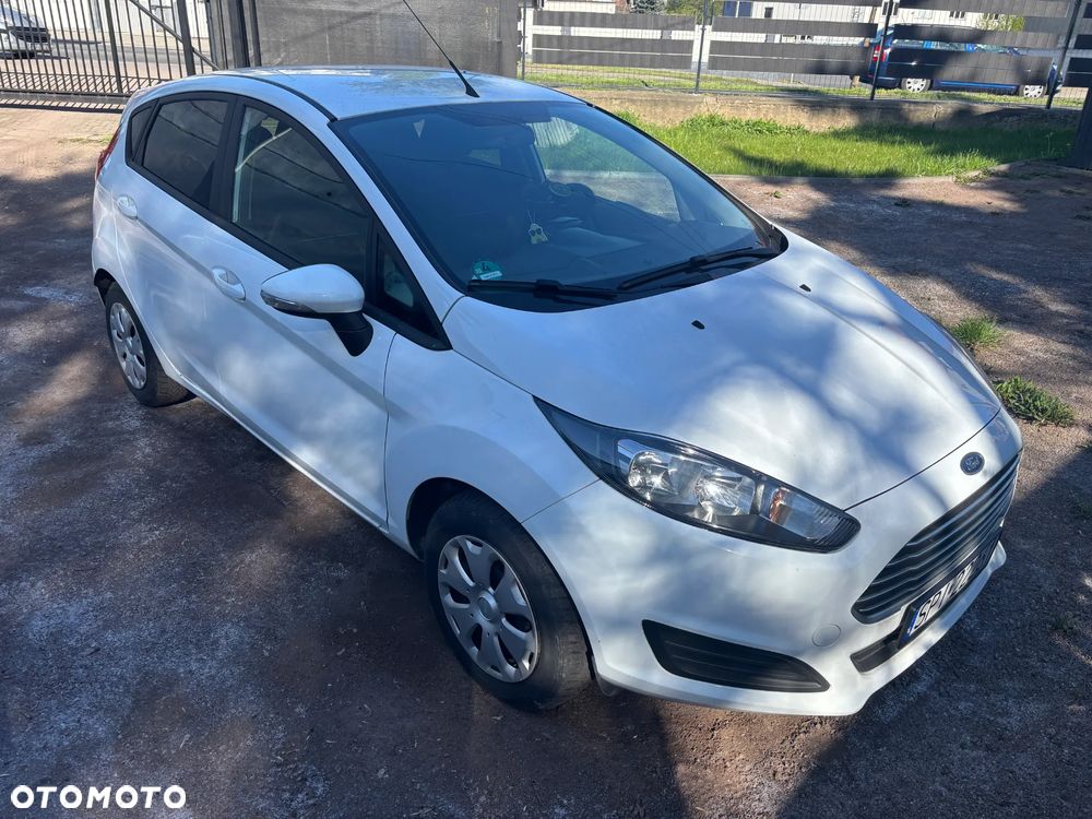 Ford Fiesta - 9