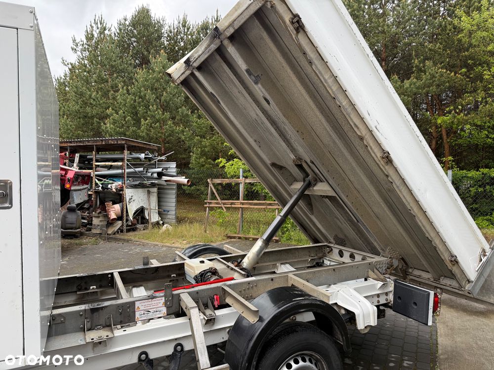 Volkswagen Crafter - 12