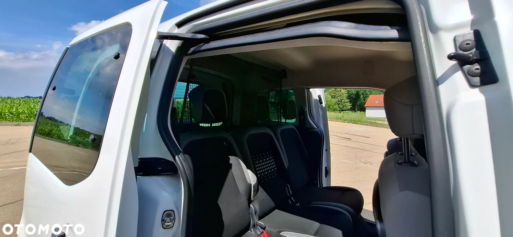 Citroën Berlingo Multispace BlueHDi 120 S&S SHINE - 11