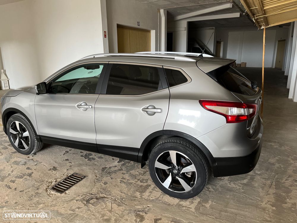 Nissan Qashqai - 12