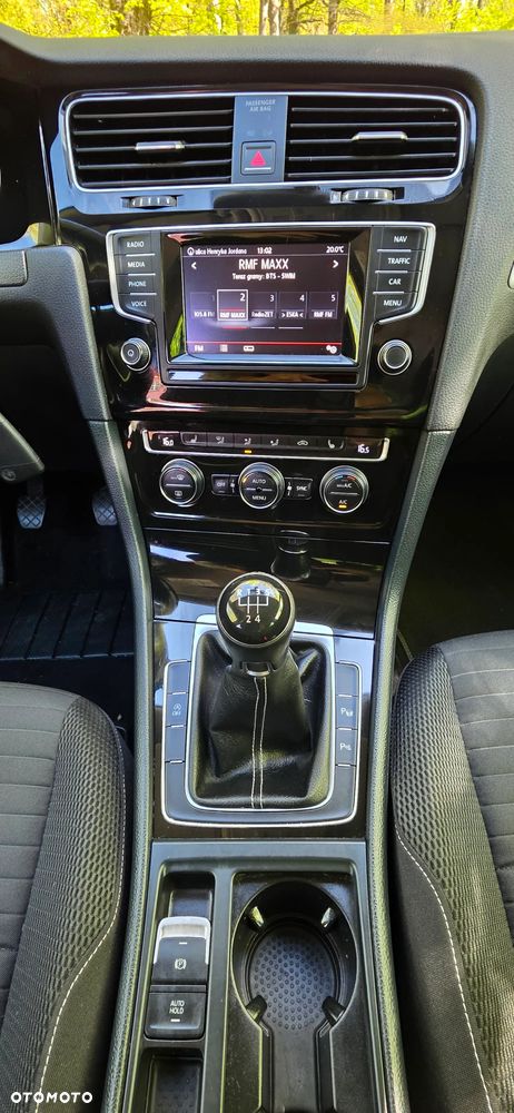 Volkswagen Golf - 13