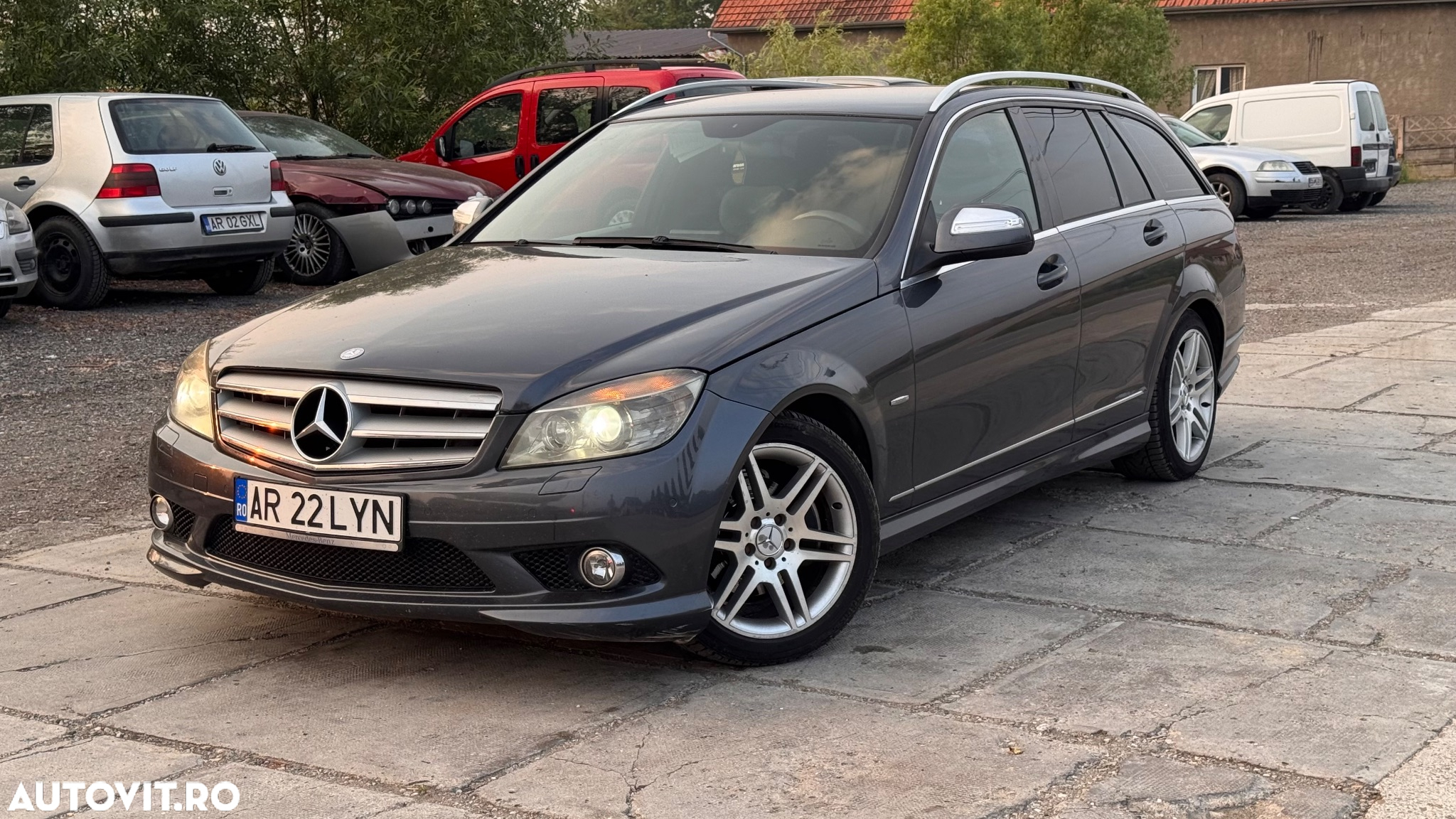 Mercedes-Benz C - 2