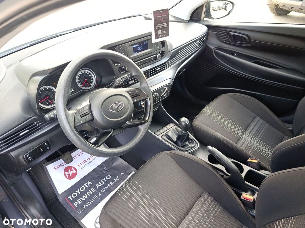Hyundai i20 1.2 Pure - 17