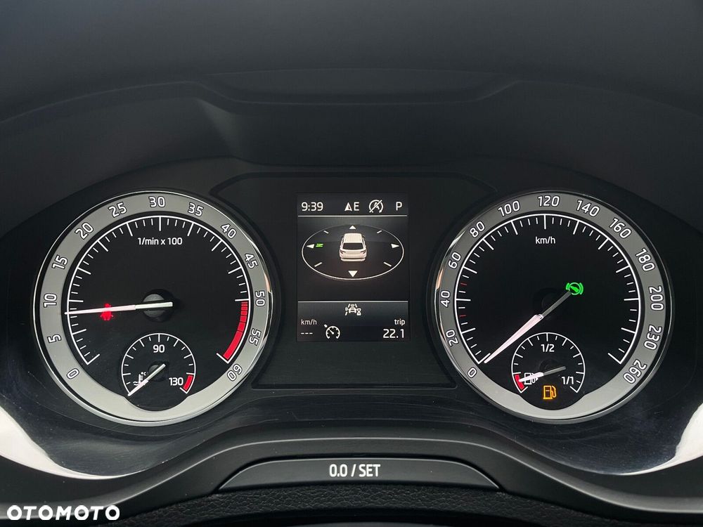 Skoda Karoq 2.0 TDI SCR 4x2 Style DSG - 27