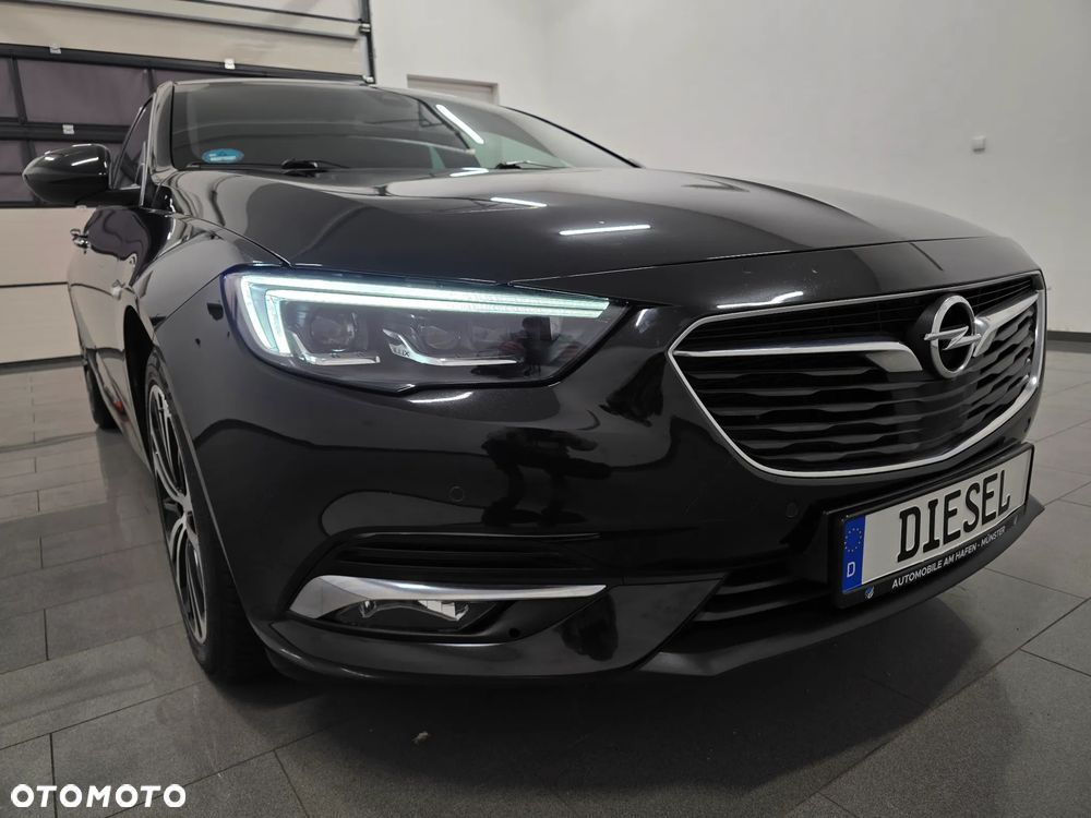 Opel Insignia 2.0 BiTurbo 4x4 Exclusive - 28