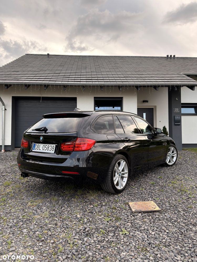 BMW Seria 3 330d xDrive Sport Line EU6 - 9