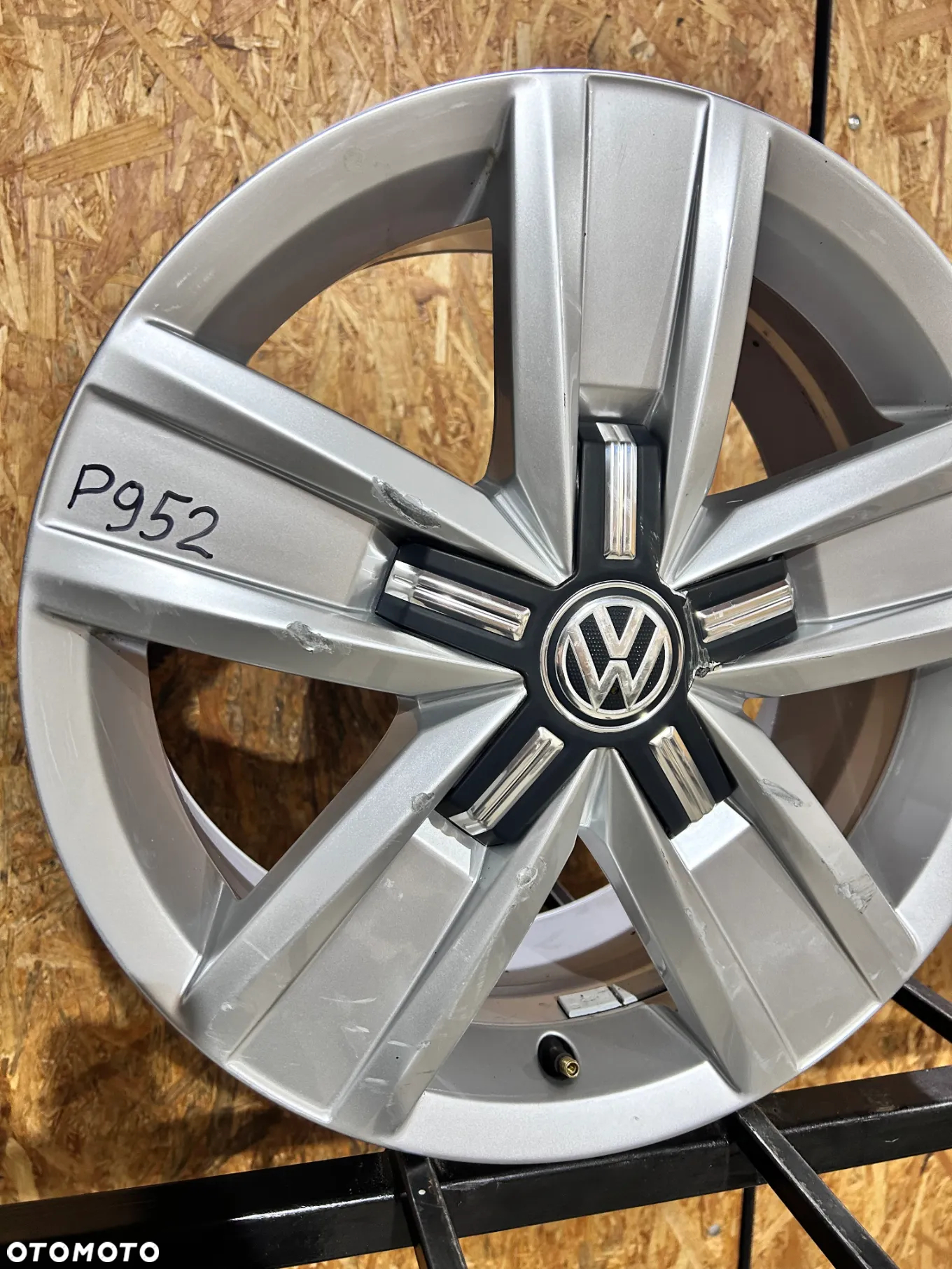 1 FELGA ALU. VW TRANSPORTER  T6 , T7 , MULTIVAN CARAVELLE  17'' 7J  ET55 - 3