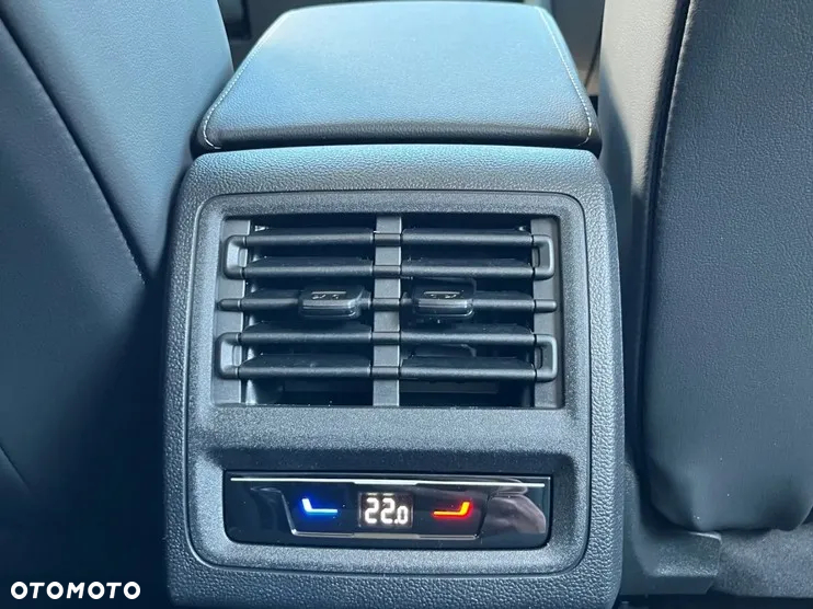 Volkswagen Golf VIII 1.5 TSI Edition 50 - 29