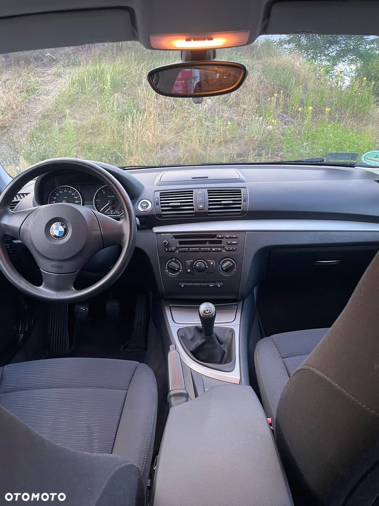 BMW Seria 1 - 11