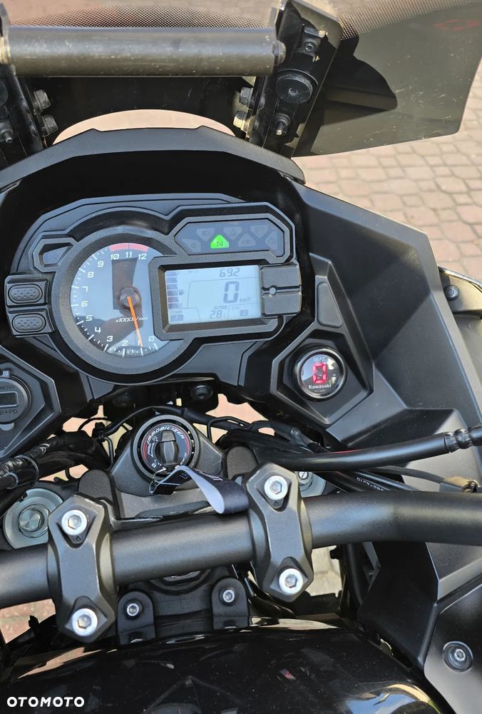 Kawasaki Versys 1000 - 10