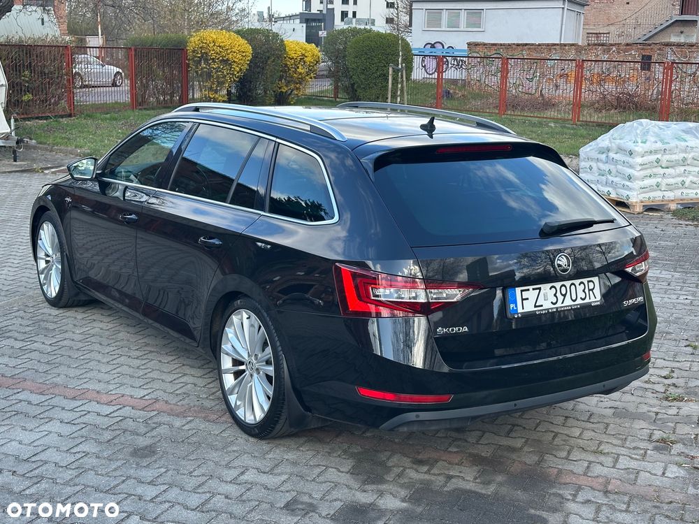 Skoda Superb 2.0 TDI L&K DSG - 7