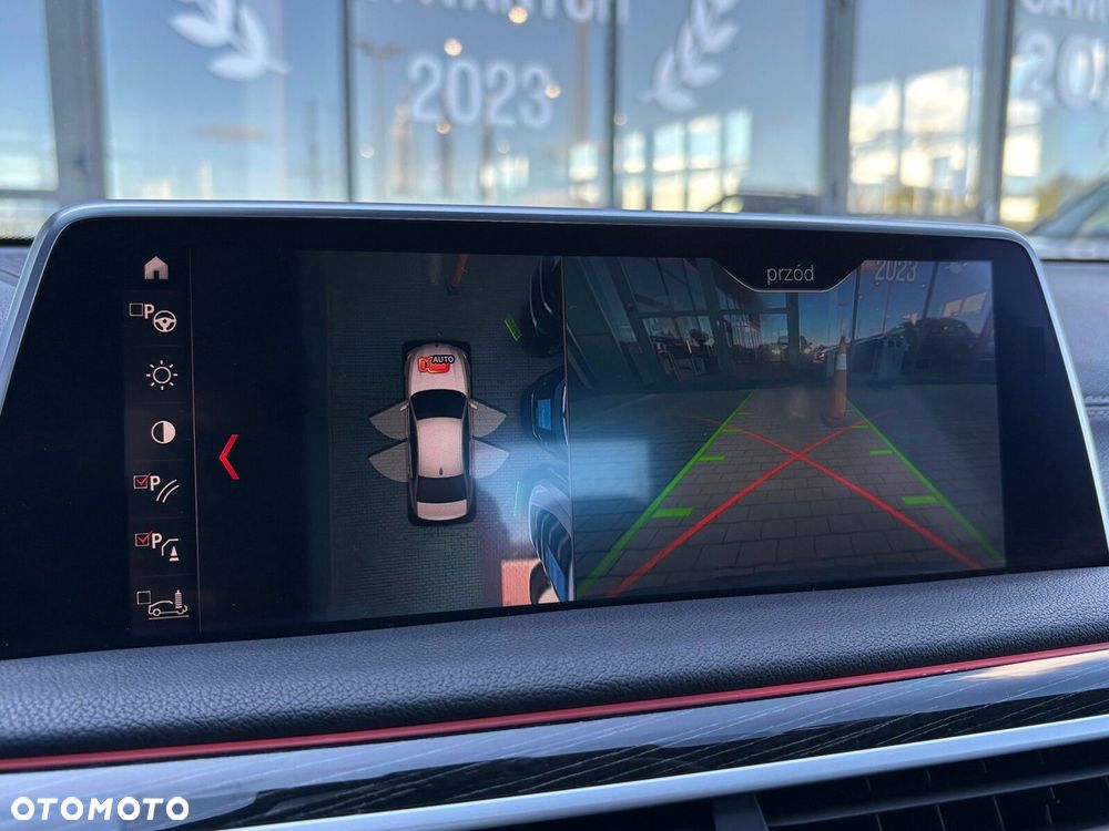 BMW Seria 7 730d xDrive - 37