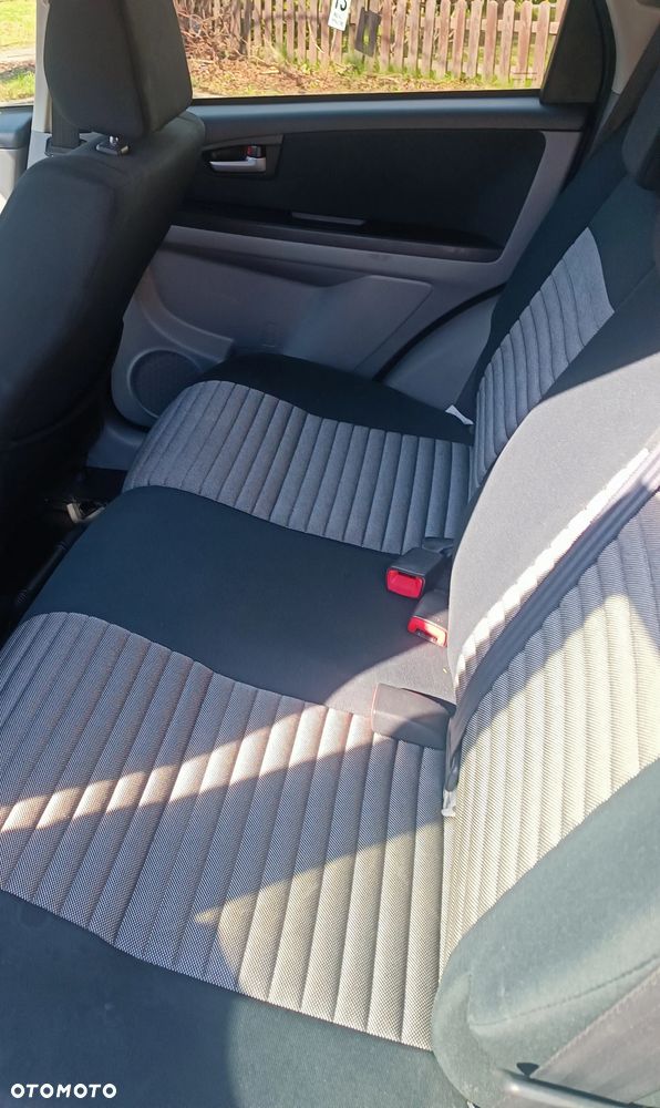 Suzuki SX4 1.6 GS / Premium 4WD - 2