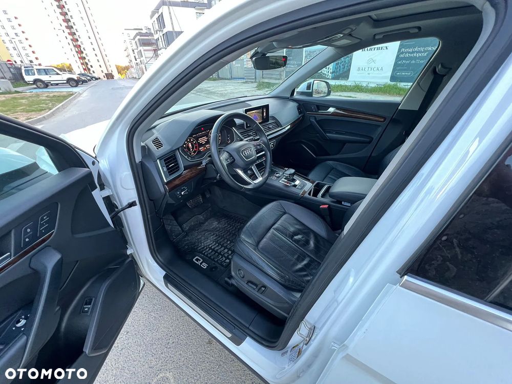 Audi Q5 2.0 TFSI Quattro Design S tronic - 32