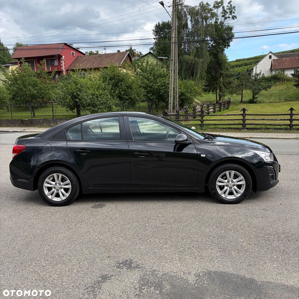 Chevrolet Cruze 1.6 LT+ - 8