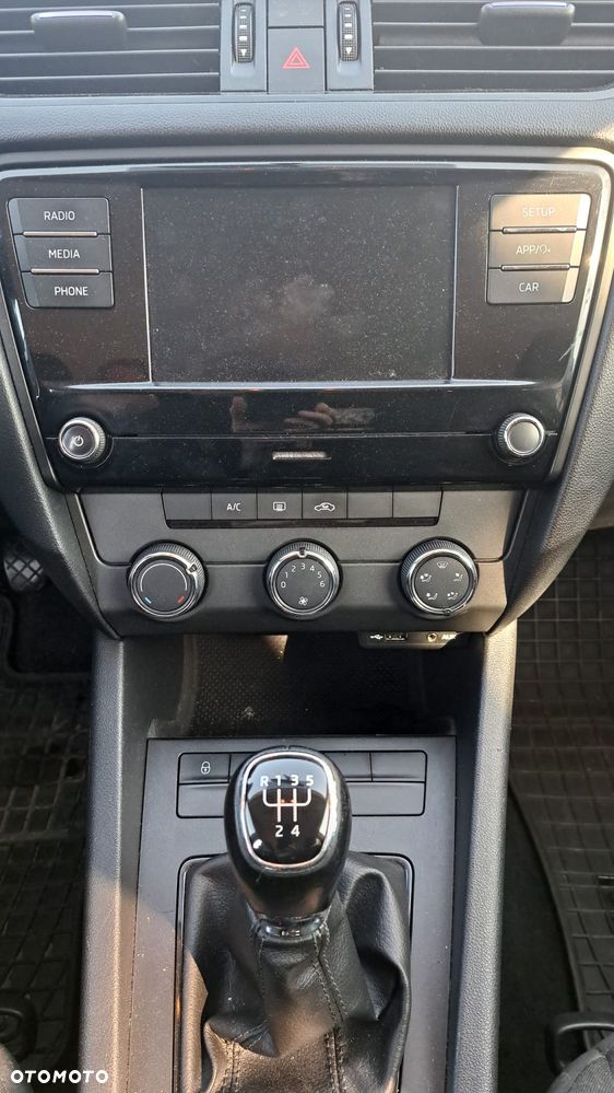 Skoda Octavia 1.6 TDI Active EU6 - 17