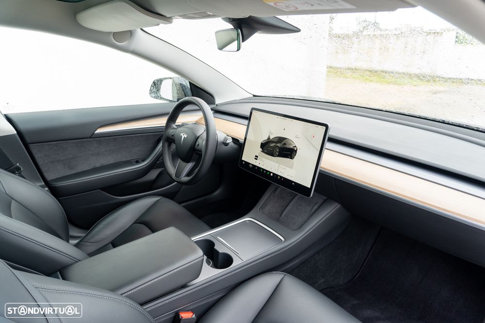 Tesla Model 3 Standard Range Plus RWD - 28