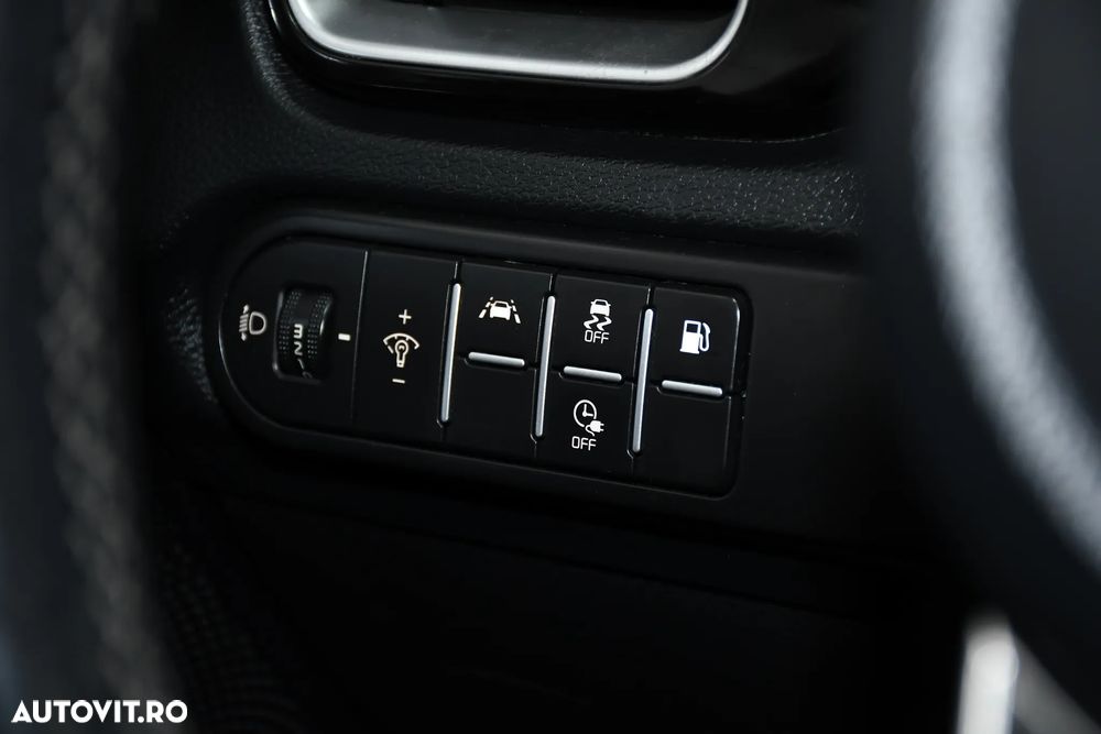 Kia Ceed 1.6 GDI DCT OPF Platinum Edition - 22