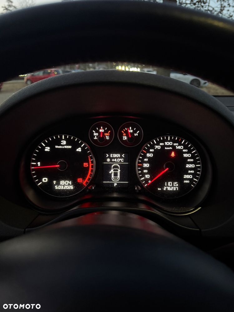 Audi A3 Sportback 1.6 TDI DPF S tronic Attraction - 2