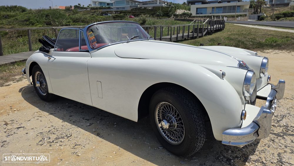 Jaguar XK150 - 19