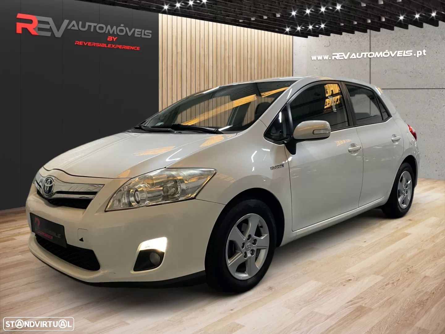 Toyota Auris 1.8 HSD Sport+Navi - 1