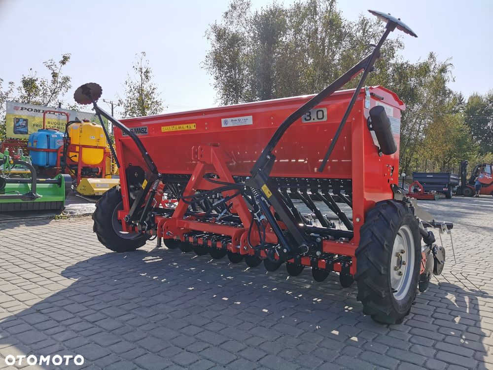Siewnik zbożowy 2,5/2,7/3 stopkowy / 2-talerzowy EURO-MASZ - 1