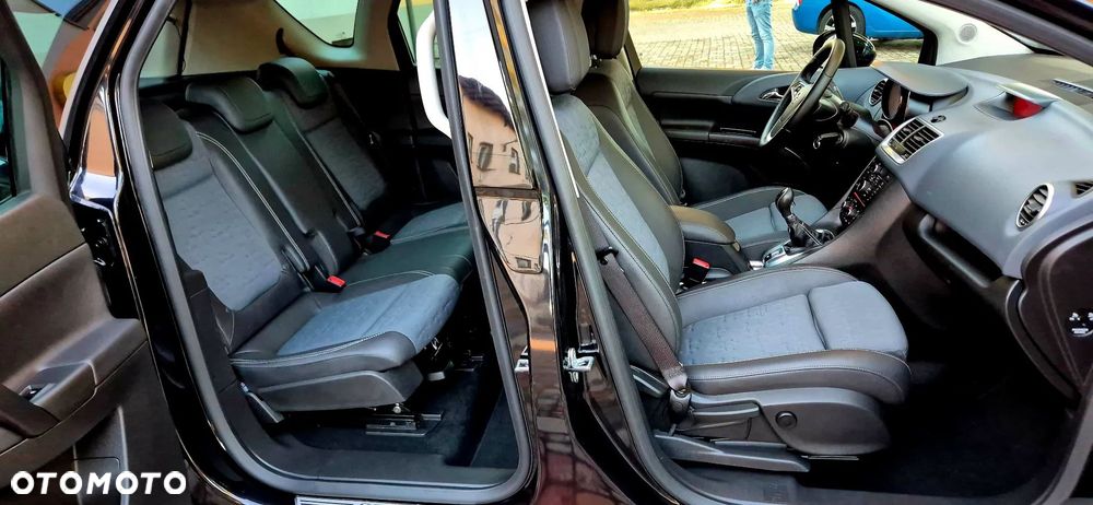 Opel Meriva 1.4 Design Edition - 11