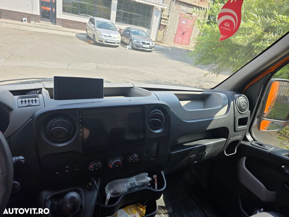 Renault Master - 1