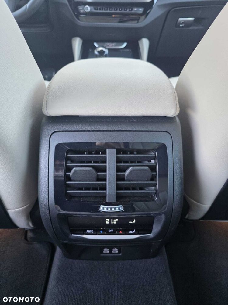 BMW X4 - 28