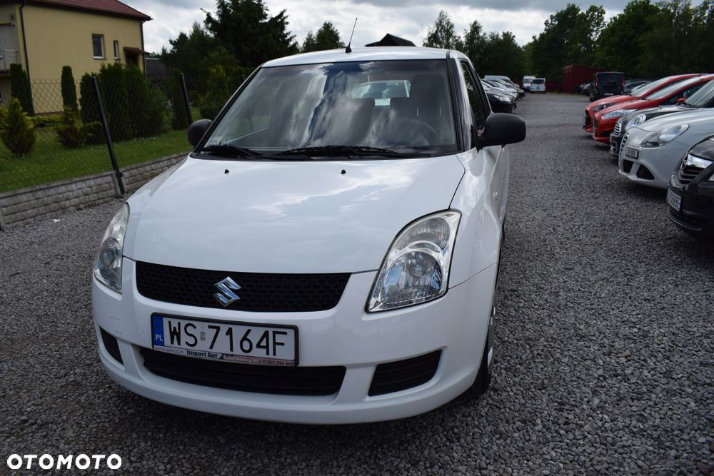 Suzuki Swift - 1
