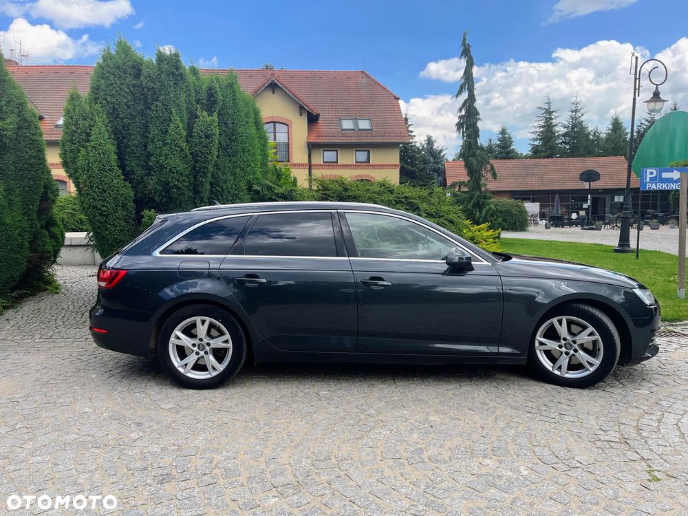 Audi A4 Avant - 8