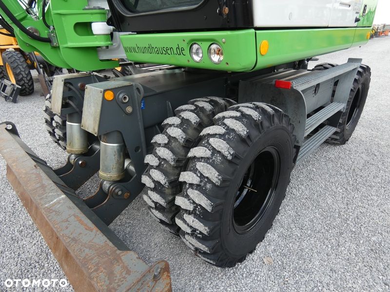 Liebherr A910 Compact / Z Niemiec / Super Stan / BEZ DPF / 2 Łyżki / - 30