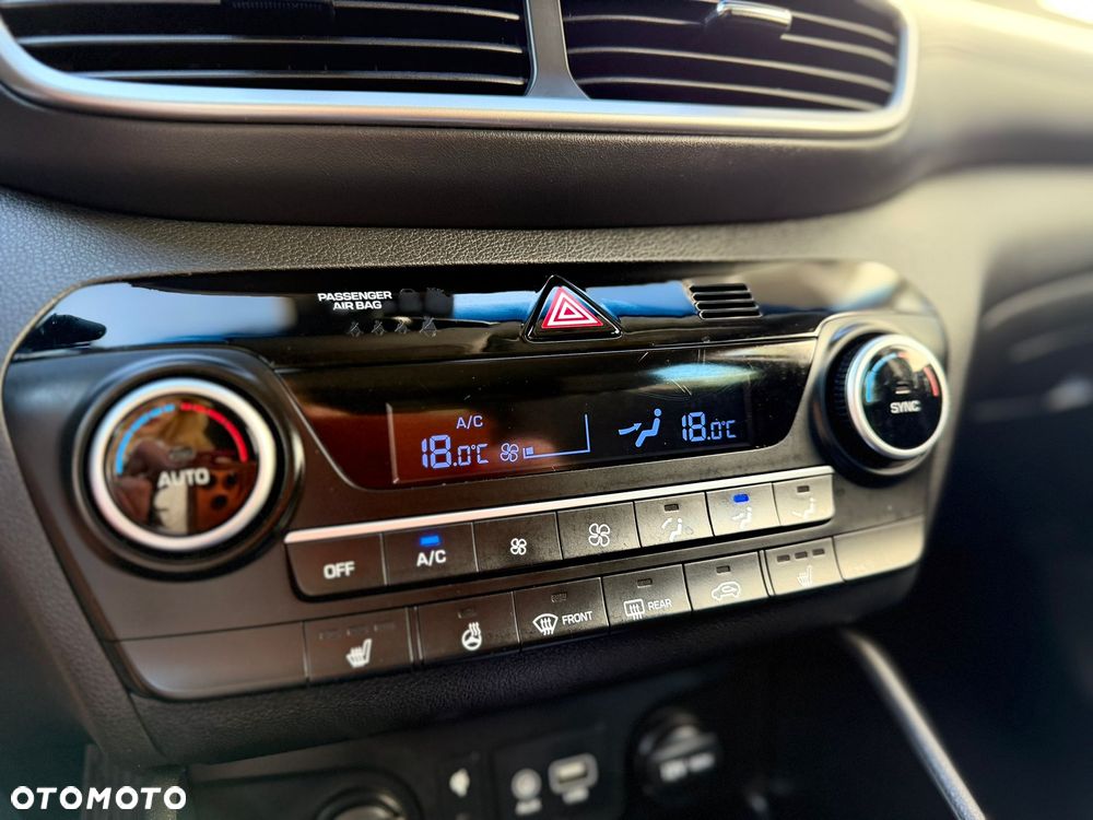 Hyundai Tucson blue 1.6 CRDi 4WD DCT Premium - 22