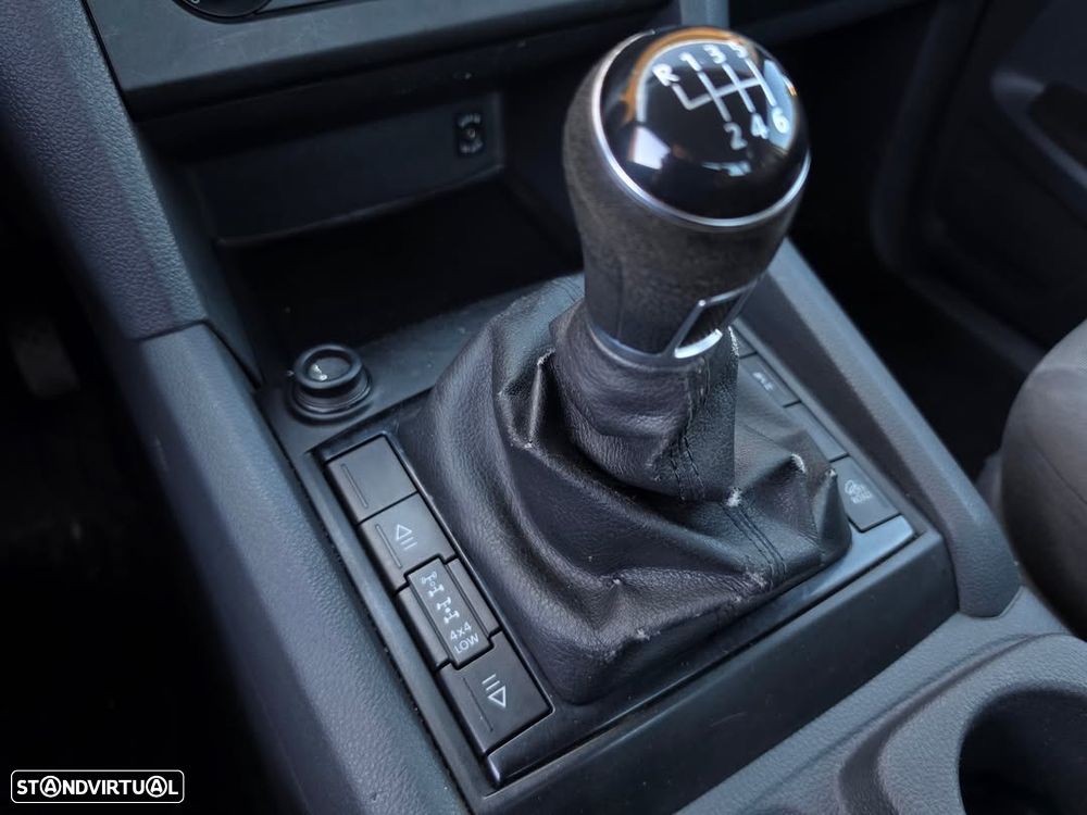 VW Amarok 2.0 TDi CD Trendline 4Motion - 10