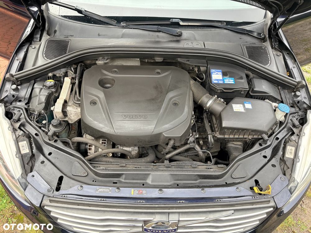 Volvo XC 60 D4 Momentum - 7