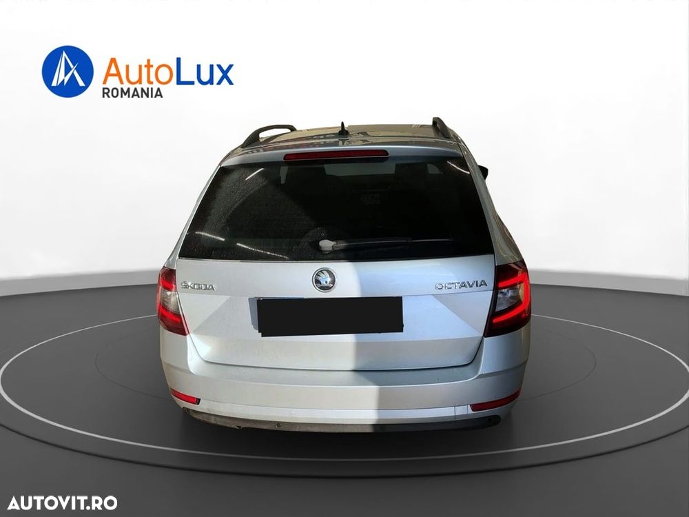 Skoda Octavia 1.6 TDI DSG Soleil - 3