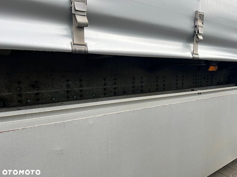 Schmitz Cargobull 2017 firanka nowa plandeka XL mało używana bogato wyposażona wron-pol - 3