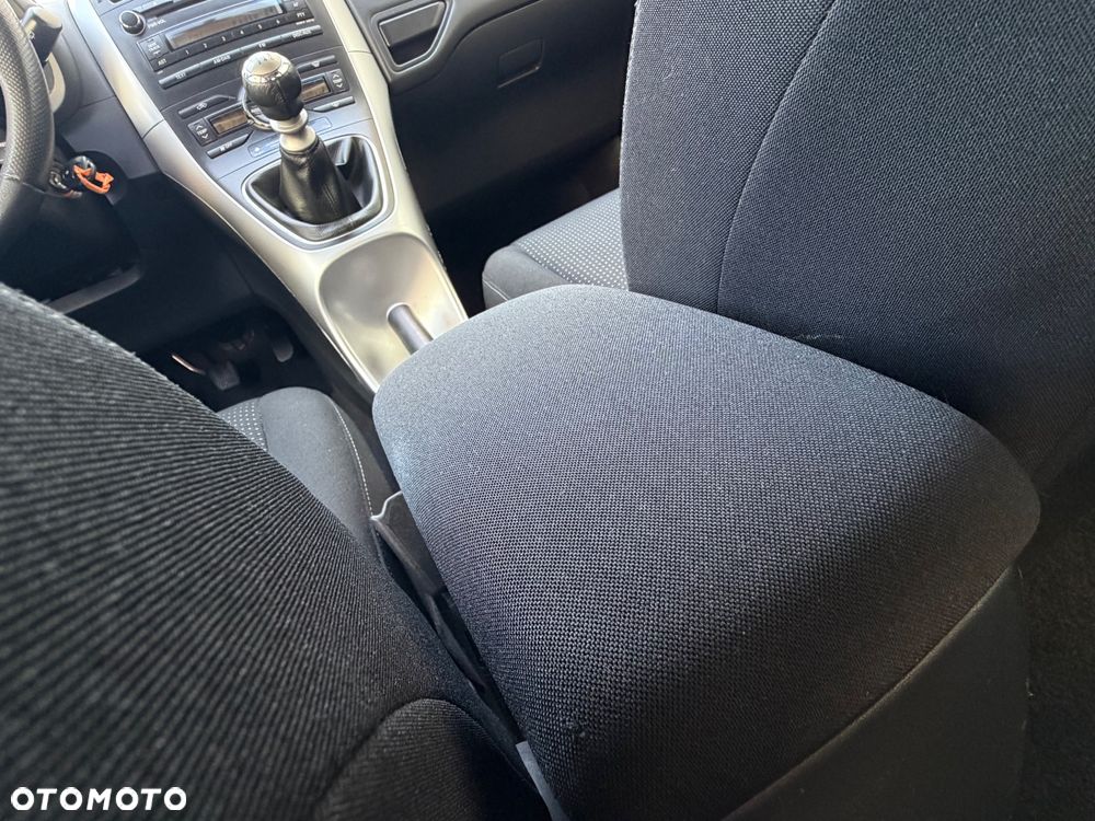 Toyota Auris 1.6 Sol - 33