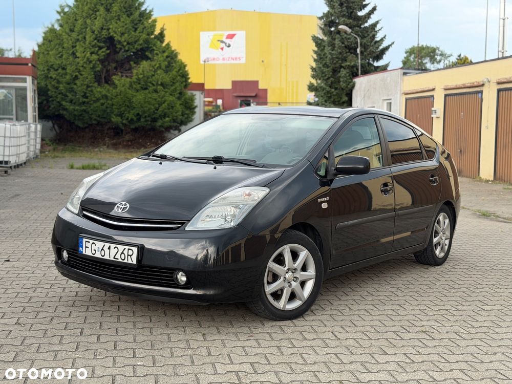 Toyota Prius 1.5 VVT-i Prestige - 1