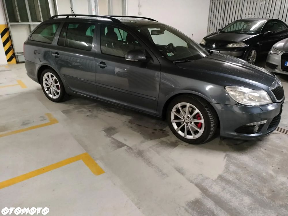 Skoda Octavia 2.0 TDI RS - 9