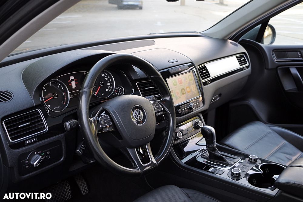 VOLKSWAGEN Touareg 2014 — imagine 15