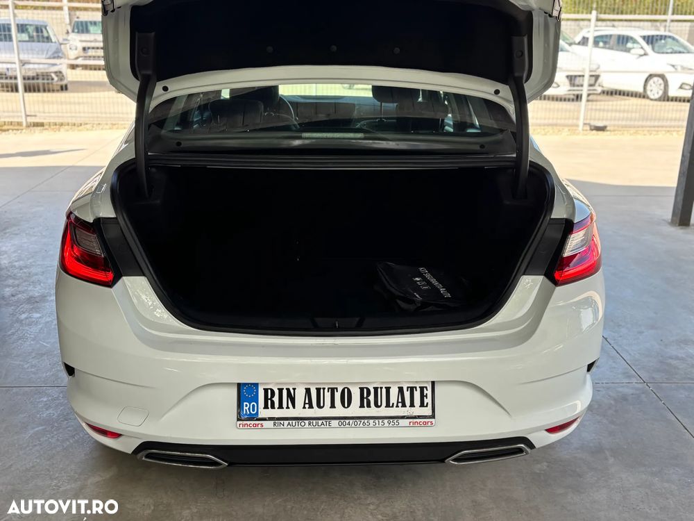 Renault Megane TCe GPF EDC Intens - 11