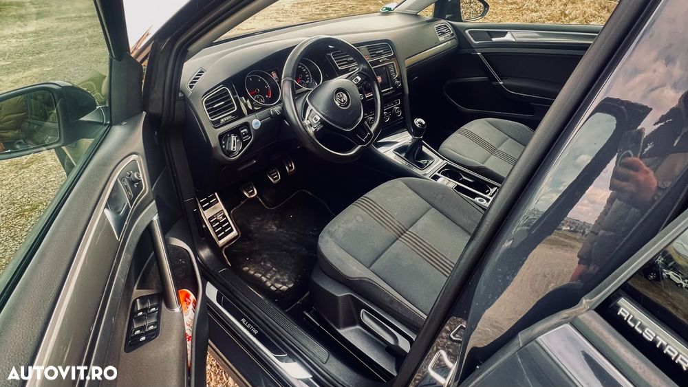 Volkswagen Golf 2.0 TDI BlueMotion Technology Allstar - 7