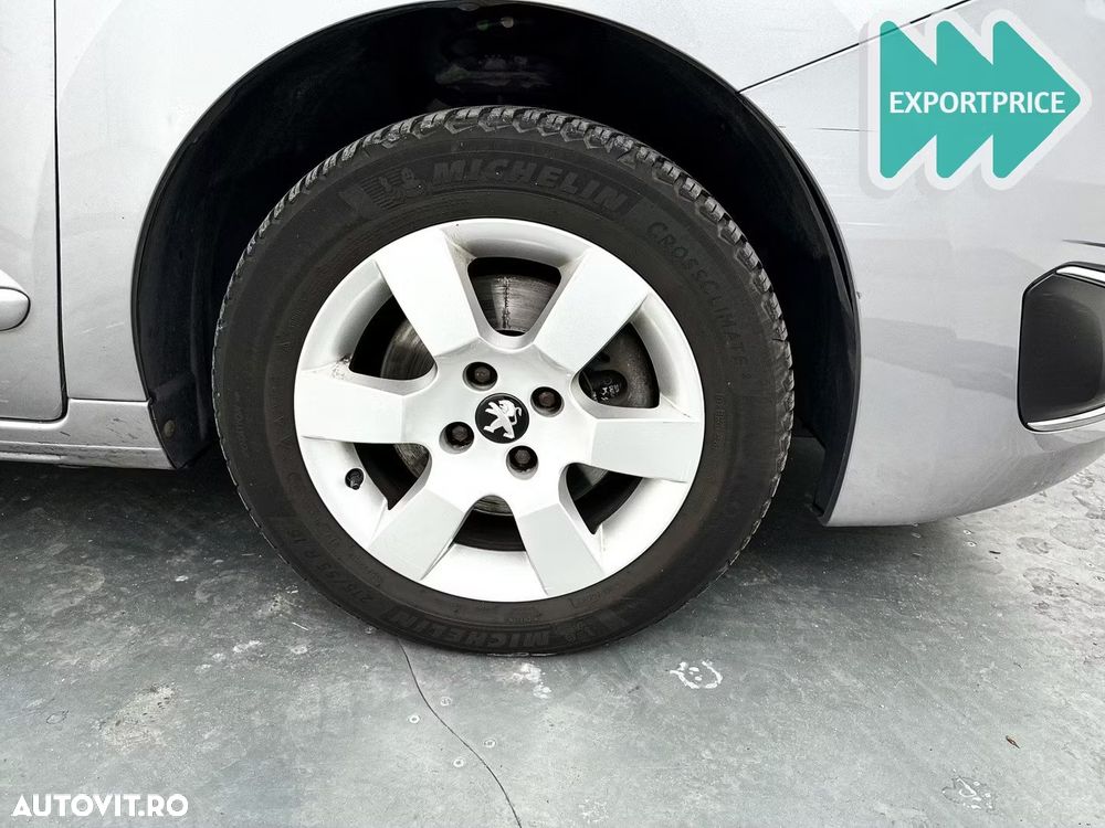 Peugeot 5008 1.6 THP Active - 18