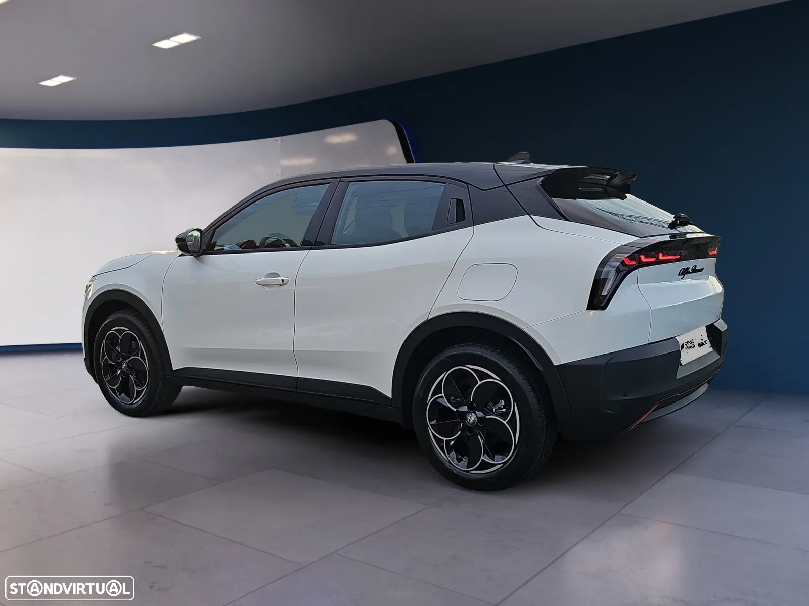 Alfa Romeo Junior Elletrica 50 kWh - 8