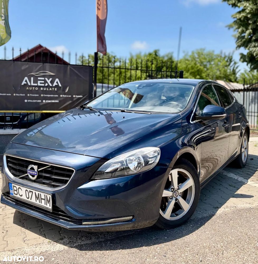 Volvo V40 D4 VEA R-Design - 1
