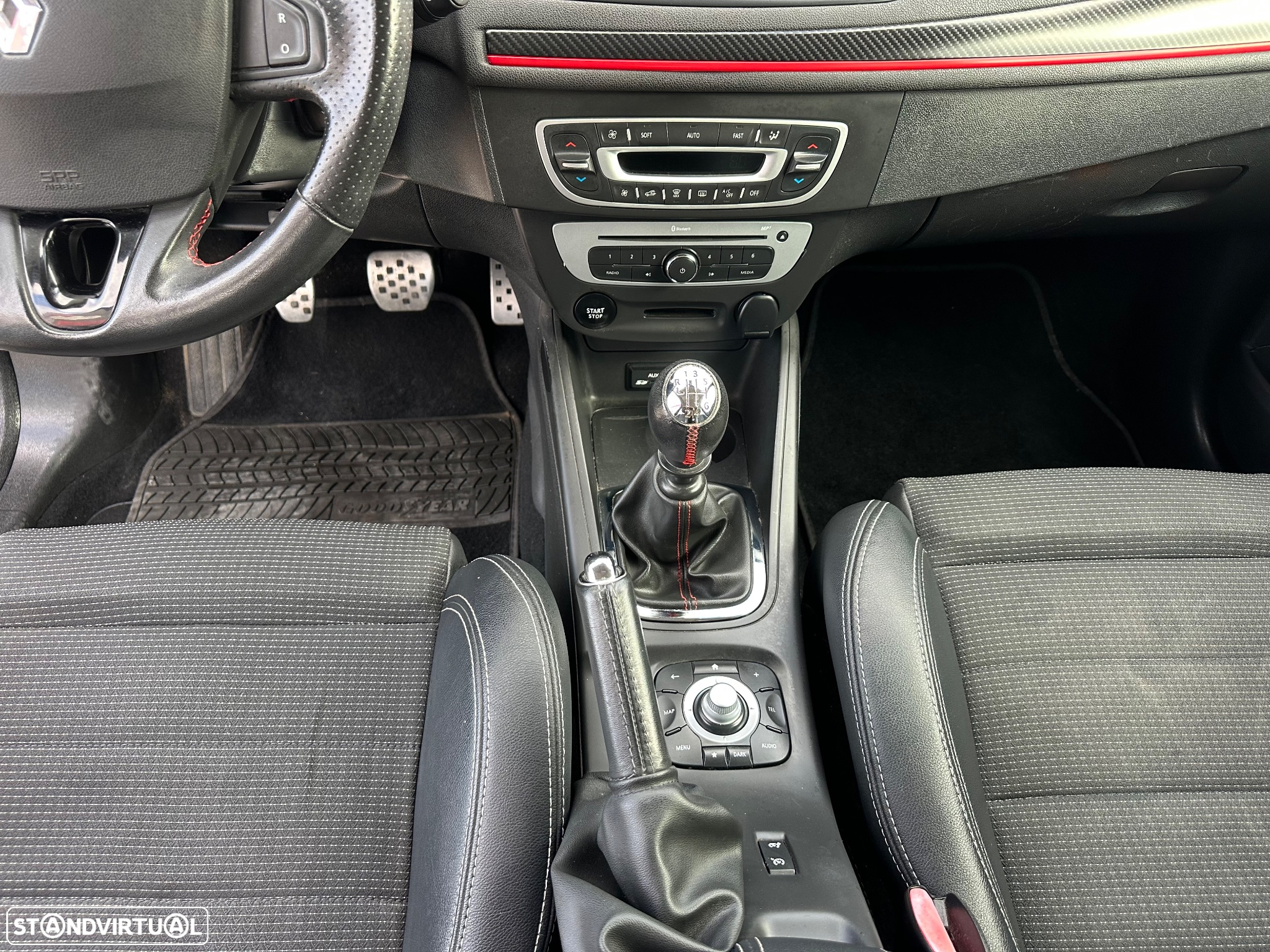 Renault Mégane Sport Tourer 1.6 dCi GT Line SS - 31