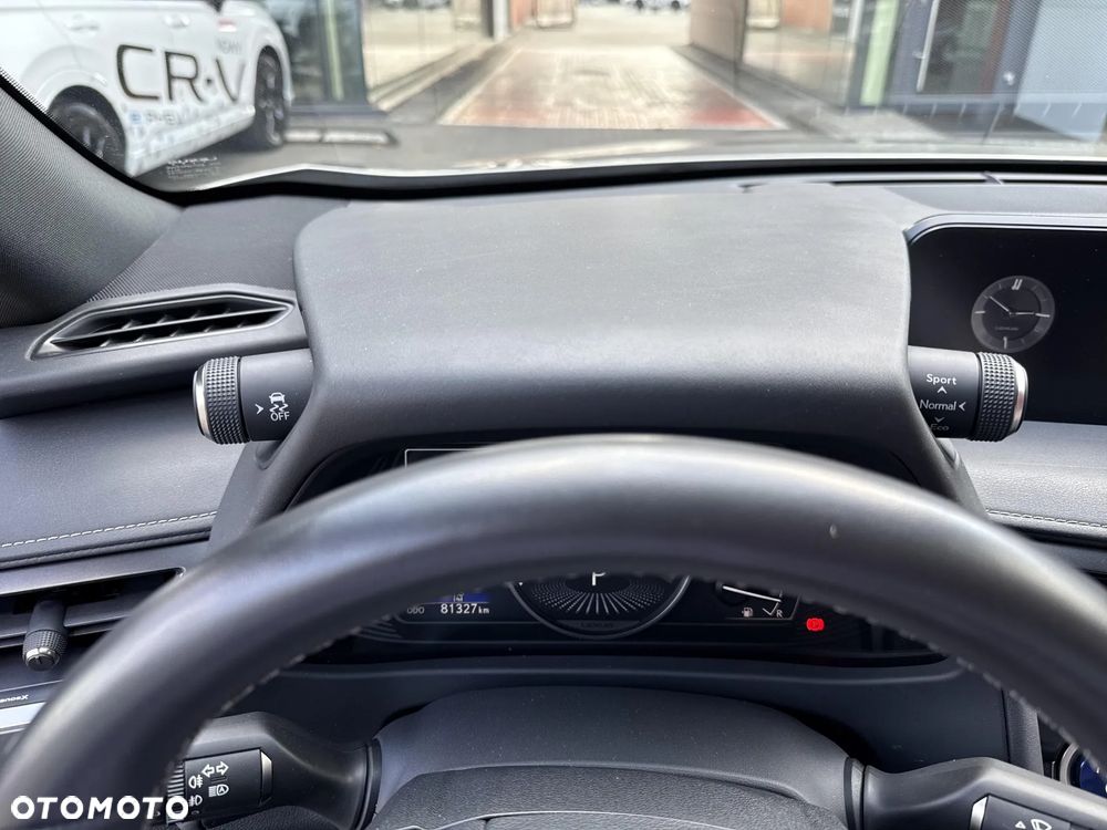 Lexus UX 250h Prestige 2WD - 18